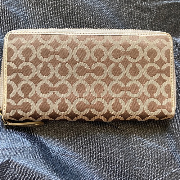 Coach Y2K Op Art Japan Exclusive Long Wallet EUC - Picture 3 of 10